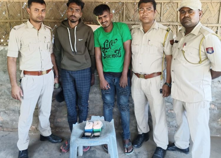 খটখটিত ড্ৰাগছ সহ দুজন আটক: