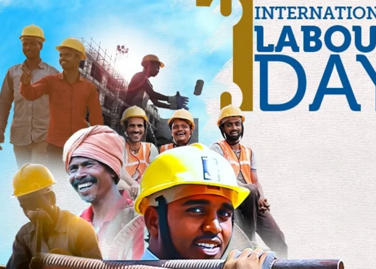 ডিফুত শ্ৰমিক সন্থা আৰু আইন সেৱা প্ৰাবিকৰণৰ যৌথ উদ্যোগৰ আন্তৰ্জাতিক শ্ৰমিক দিৱস উদযাপন: