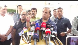 সপ্তাহটোত দ্বিতীয় দিনাৰ বাবে শিলচৰৰ বান পৰিস্থিতি পৰিদৰ্শন মুখ্যমন্ত্ৰী হিমন্ত বিশ্ব শৰ্মাৰঃ 3 IMG 20220626 WA0040 | ASSAM TIMES POST