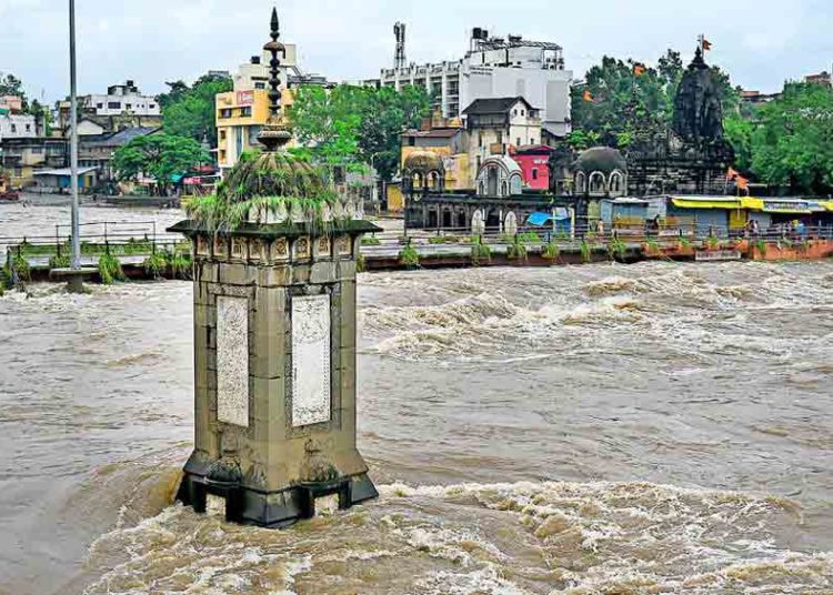 গুগুজৰাটত প্রবল বৰষুণত মৃত্যু ৬৪ জনৰ 1 গুগুজৰাটত প্রবল বৰষুণত মৃত্যু ৬৪ জনৰ