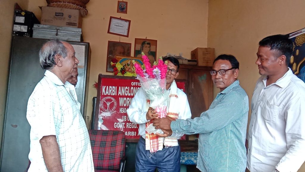 কৃষ্ণ ভট্টৰায়ক মটৰ পৰিবহন চালক আৰু শ্ৰমিক সংগঠনৰ সম্বৰ্ধনা: