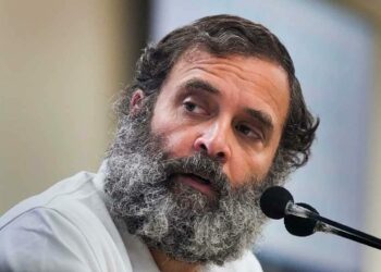 Congress VS AAP! এইবাৰ কংগ্ৰেছ-আপৰ তীব্ৰ সংঘাত 10 Congress VS AAP! এইবাৰ কংগ্ৰেছ-আপৰ তীব্ৰ সংঘাত