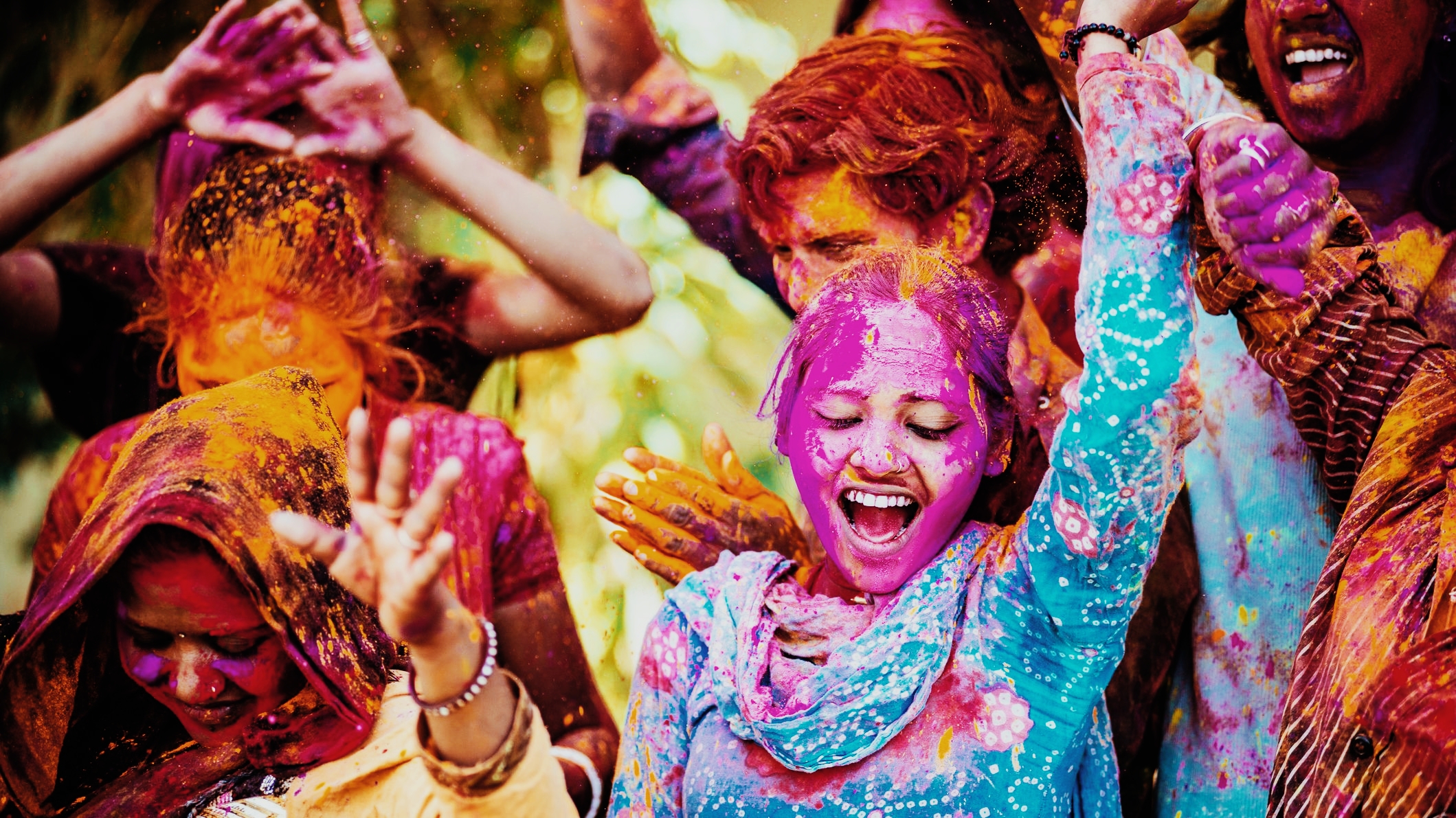 Holi Celebration I আহক চাও অসমীয়া মনোৰঞ্জন ক্ষেত্ৰৰ চিলেব্ৰেটী সকলে কেনেদৰে উদযাপন কৰিলে এই ৰঙৰ উৎসৱঃ 3 Holi