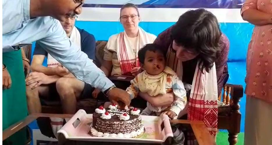 Mission Concern I ধনশিৰিৰ অনাথ আশ্ৰমৰ জেচনক তুলি ল'লে ডেনমাৰ্কৰ মহিলাই 2 অনাথ আশ্ৰম