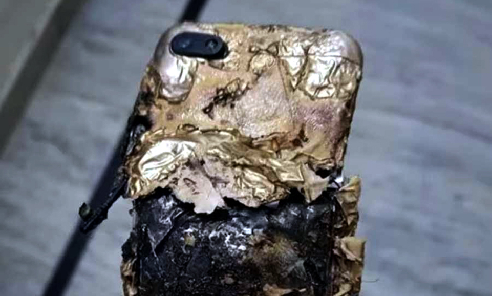  মোবাইল ফোন বিস্ফোৰণ
