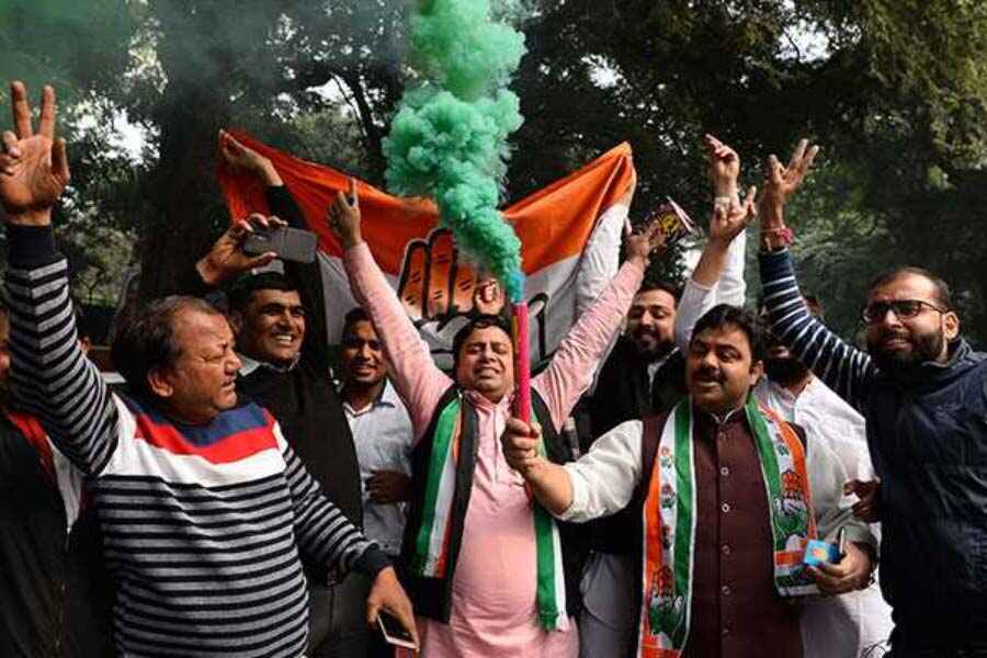 Karnataka Election Result | কৰ্ণাটকত কংগ্ৰেছ কৰ্মীৰ উৎসৱ আৰম্ভ, গণনাৰ আৰম্ভণিতে কংগ্ৰেছৰ অগ্ৰগতি 3 Karnataka Election Result