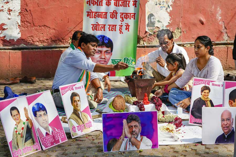 Karnataka Election Result 2023 I কৰ্ণাটকত বিজয়ী প্ৰাৰ্থীক ‘সুৰক্ষিত’ ৰখাৰ পৰিকল্পনা কংগ্ৰেছৰ! অন্য ৰাজ্যলৈ কৰা হʼব পাৰে স্থানান্তৰ 3 Karnataka Election Result 2023