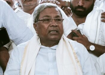 Siddaramaiah government to revisit textbooks revised by BJP | এইবাৰ পাঠ্যপুথি সংশোধনৰ পথত কৰ্ণাটক চৰকাৰ 1 Siddaramaiah government to revisit textbooks revised by BJP | এইবাৰ পাঠ্যপুথি সংশোধনৰ পথত কৰ্ণাটক চৰকাৰ