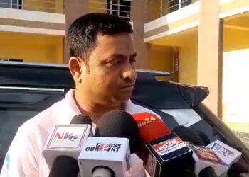 আজি পুনৰ ডিফু থানাত হাজিৰ জিতু দাস : আৰক্ষীয়ে মাতিলে আহিব