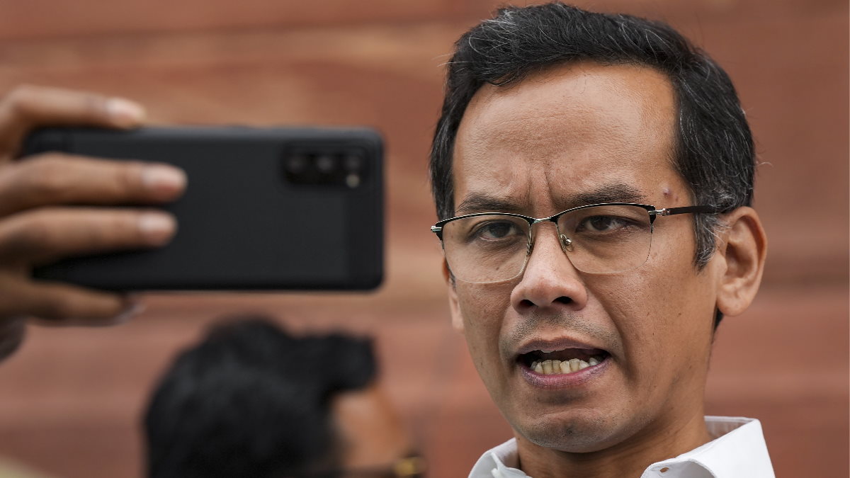  Gaurav Gogoi 
