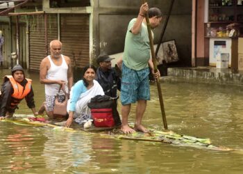 “Assam Floods: Improvement in Situation Despite Tragic Loss of Life”