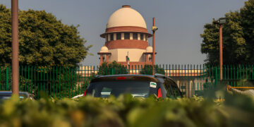 “Supreme Court Refuses to Stay New Election Commissioner Appointment Law, Seeks Detailed Responses”