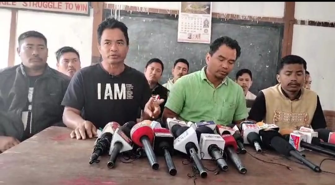 কাৰবি আংলং PGR-VGR ভূমি বেদখলমুক্ত কৰাকলৈ কেএছএ সদস্যক আক্ৰমণ কৰা ঘটনা সন্দৰ্ভত ডিফুত এএছডিচি য়ুথ ফ্ৰণ্ আৰু কেএছএৰ যুটীয়া সংবাদমেল 2 কাৰবি আংলং PGR-VGR ভূমি বেদখলমুক্ত কৰাকলৈ কেএছএ সদস্যক আক্ৰমণ কৰা ঘটনা সন্দৰ্ভত ডিফুত এএছডিচি য়ুথ ফ্ৰণ্ আৰু কেএছএৰ যুটীয়া সংবাদমেল