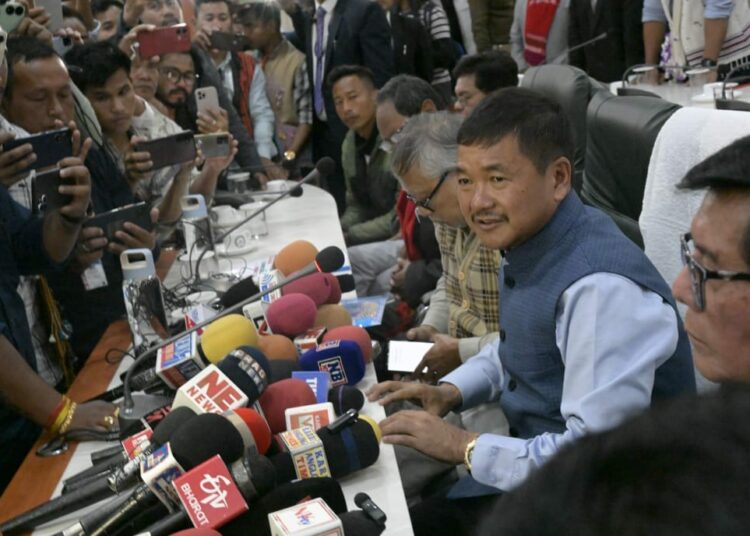 Decisive Action Ahead: All-Party Meet Concludes with Agreement to Reclaim PGR-VGR Lands per Supreme Court Directive 1 Decisive Action Ahead: All-Party Meet Concludes with Agreement to Reclaim PGR-VGR Lands per Supreme Court Directive