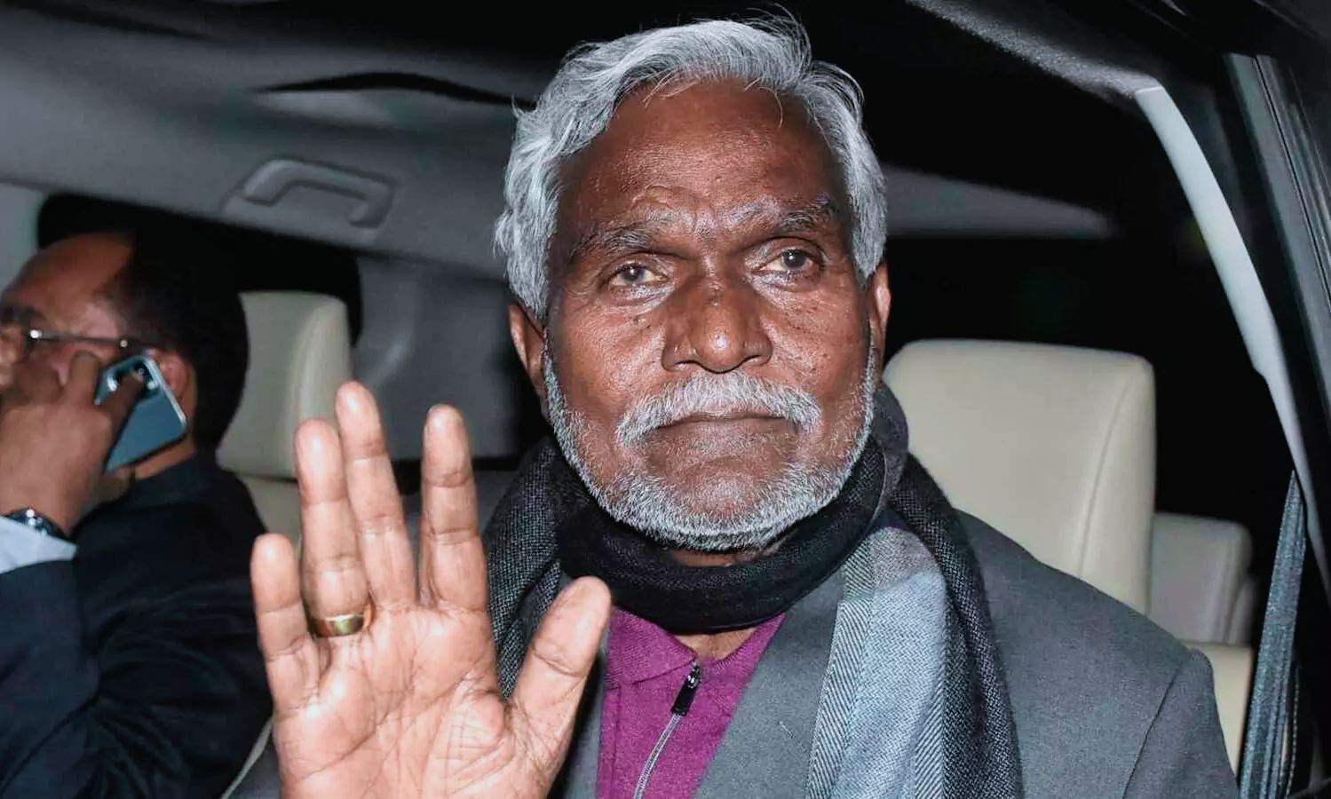Jharkhand new CM Champai Soren I ঝাৰখণ্ডৰ নতুন মুখ্যমন্ত্ৰী চম্পাই ছʼৰেনৰ শপত গ্ৰহণ 3 Champai Soren