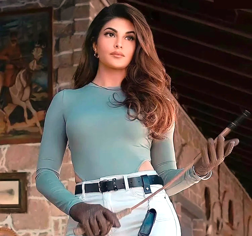 Jacqueline Fernandez I জে'লৰ ভিতৰৰ পৰাই ভাবুকি সুকেশৰ, দিল্লী আৰক্ষীৰ দ্বাৰস্থ অভিনেত্ৰী জেকলিনৰ 3 জে'লৰ ভিতৰৰ পৰাই ভাবুকি সুকেশৰ, দিল্লী আৰক্ষীৰ দ্বাৰস্থ অভিনেত্ৰী জেকলিনৰ