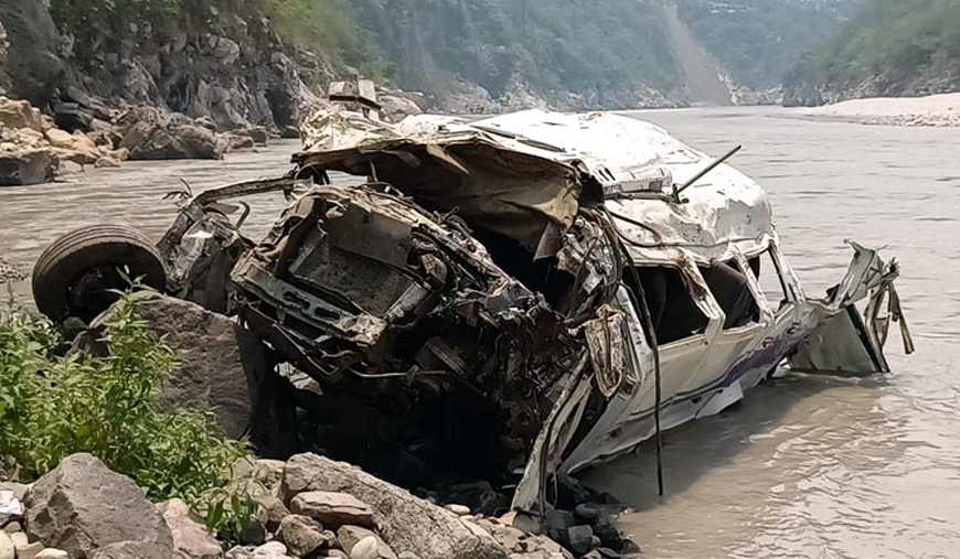 Uttarakhand tragic accident : উত্তৰাখণ্ডত ভয়ংকৰ দুৰ্ঘটনাত নিহত ৮ 3 Uttara | ASSAM TIMES POST
