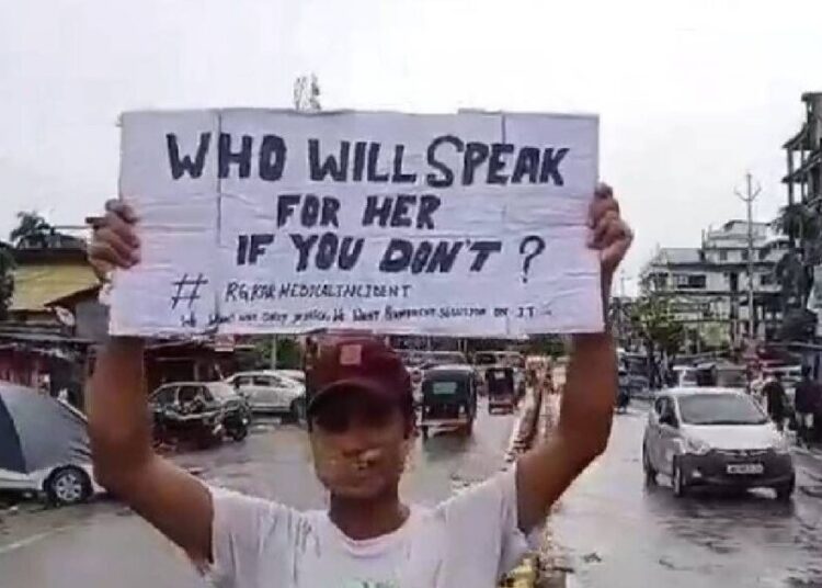 Heartfelt Outcry in Assam I Karimganj’s Silent Protest Demands Justice for Kolkata Doctor’s Tragic Death 1 Heartfelt Outcry in Assam I Karimganj’s Silent Protest Demands Justice for Kolkata Doctor’s Tragic Death