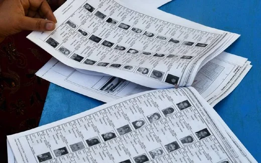 Karbi Anglong's District Commissioner Reveals the 2024-2025 Draft Photo Electoral Roll: Advancing Voter Engagement and Transparency 3 Karbi Anglong's District Commissioner Reveals the 2024-2025 Draft Photo Electoral Roll: Advancing Voter Engagement and Transparency