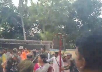 Massive Protests Erupt Outside Bangladesh Assistant High Commissioner’s Office in Agartala