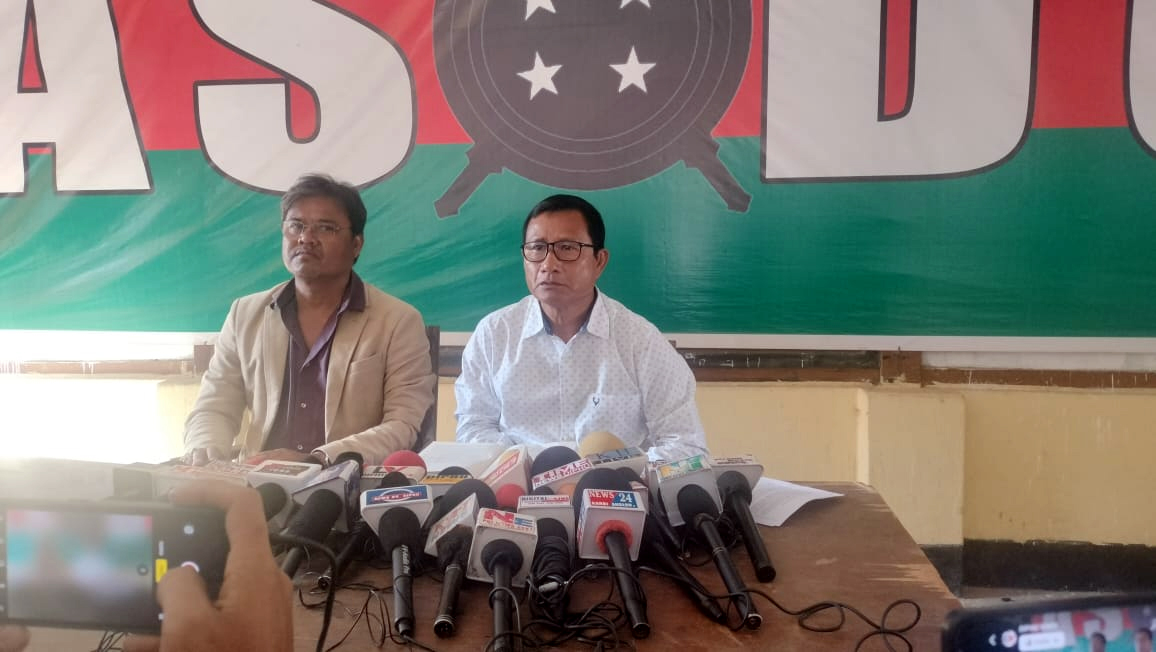 Tribal Land : কাৰ্বি আংলঙৰ নাম সলনিৰ APHLC-ৰ সভাপতি জেআই কাথাৰৰ দাবীক নস্যাৎ ASDC দলৰ 2 DiphuP 1 | ASSAM TIMES POST