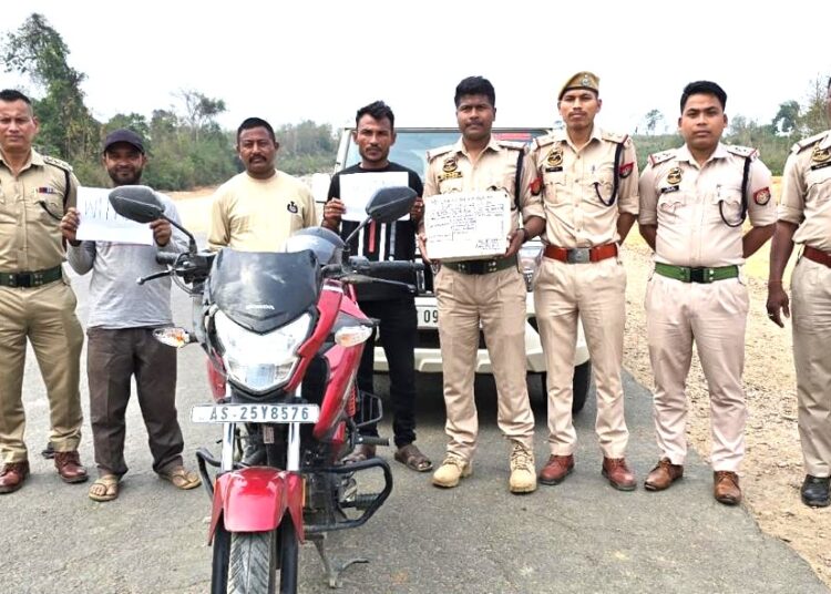 Major Drug Bust: Police Seize 1.5 Crore Rupees Worth of Heroin in Lahorijan Checkpoint Operation 1 Major Drug Bust: Police Seize 1.5 Crore Rupees Worth of Heroin in Lahorijan Checkpoint Operation