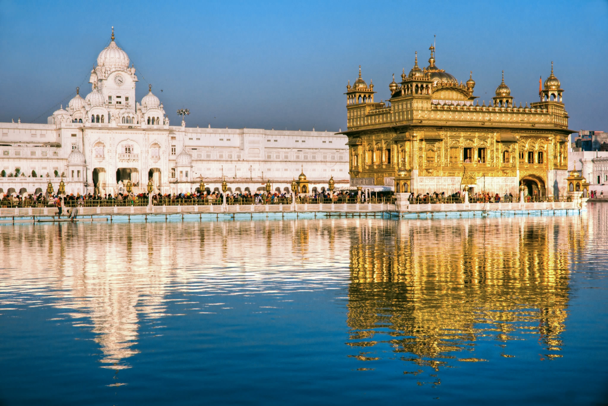 Golden Temple I পঞ্জাবৰ স্বৰ্ণ মন্দিৰ বোমাৰে উৰুৱাই দিয়াৰ ভাবুকি, গ্ৰেপ্তাৰ ছফ্টৱেৰ অভিযন্তা 3 Golden Temple I